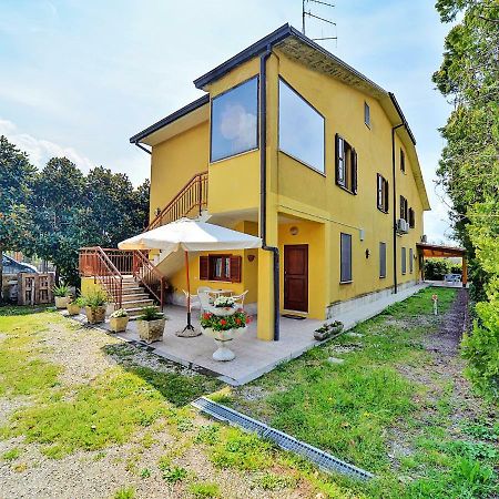 Villa Magnolia Болсена Екстериор снимка